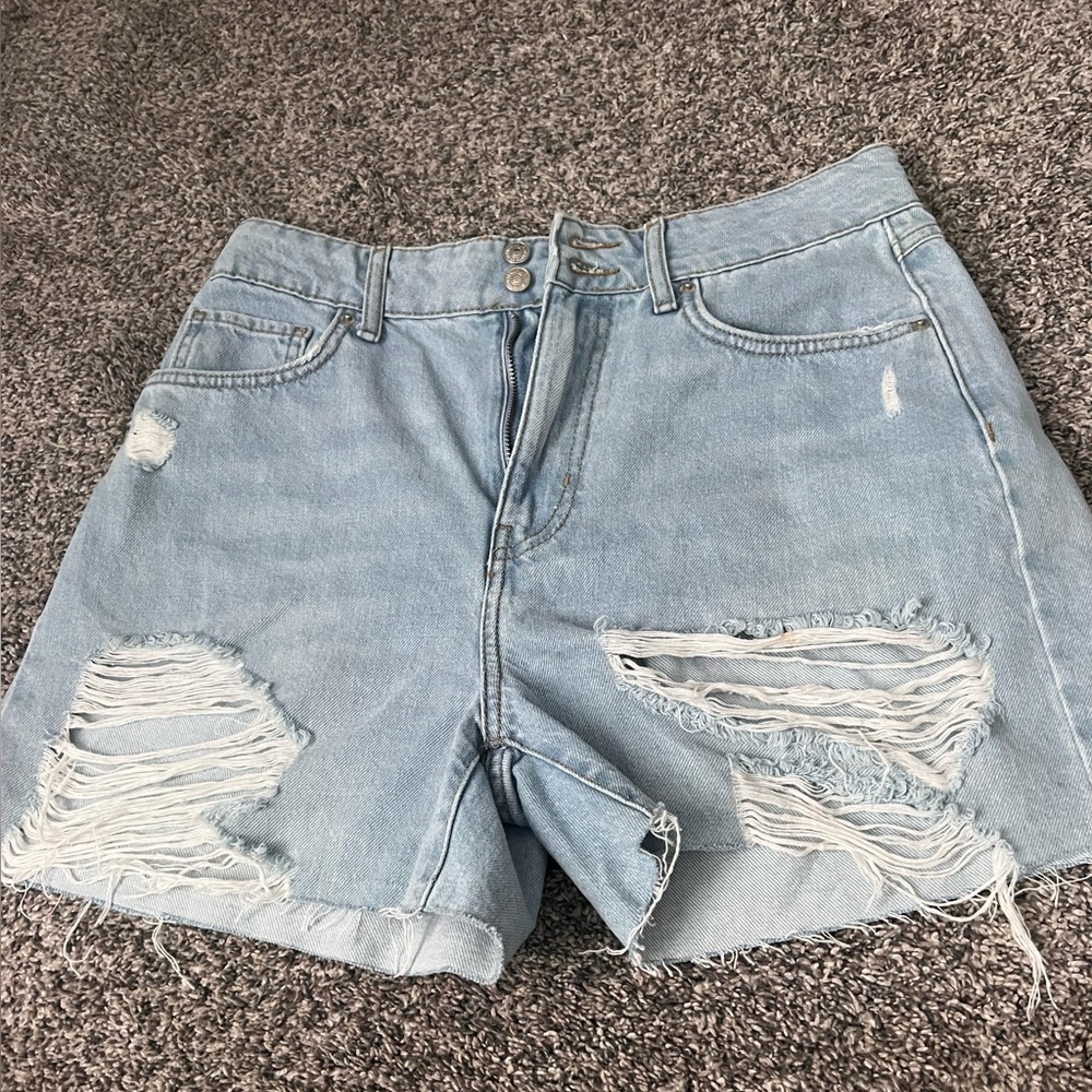 Forever 21 ripped denim shorts